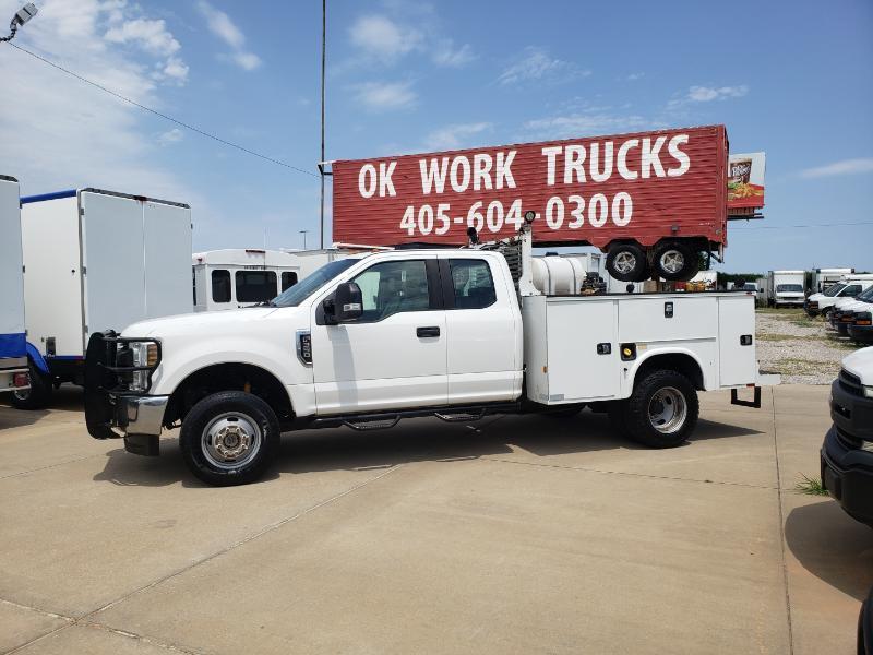 ford f-350 super duty 2018 1FD8X3D61JEC62303 image ford f-350 super duty 2018 1FD8X3D61JEC62303 image